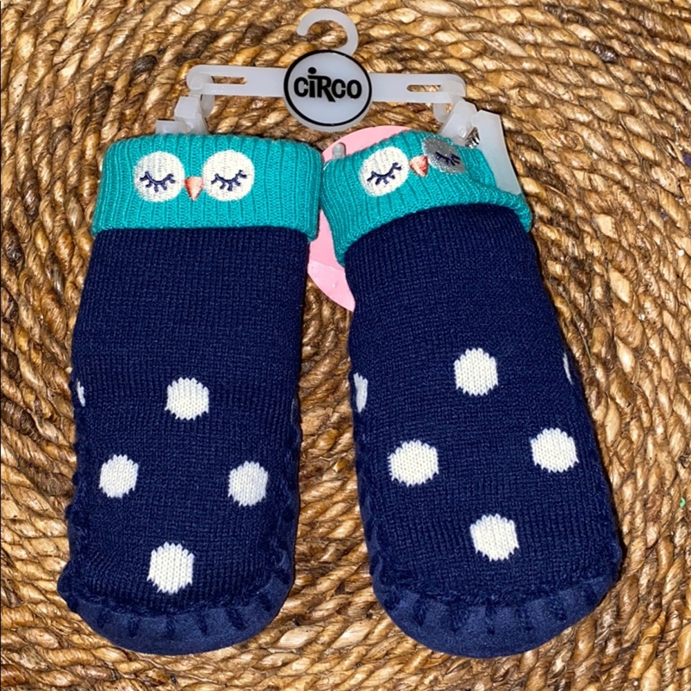 Crib shoes